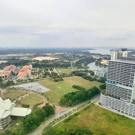 C0704 Almas Suite Seaview & Netflix Stay Nusajaya  Extérieur photo