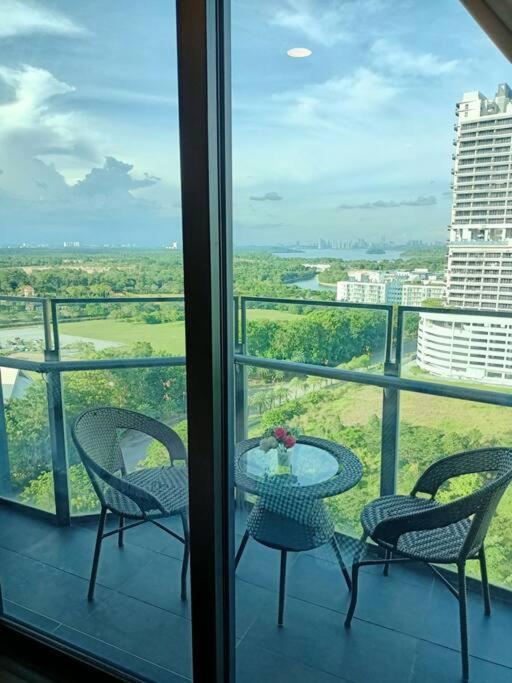 C0704 Almas Suite Seaview & Netflix Stay Nusajaya  Extérieur photo
